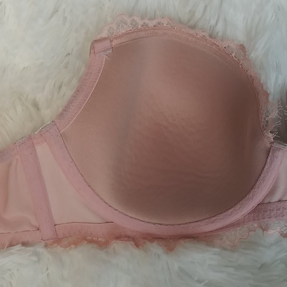 Victoria's Secret Dream Angels Bra with Fuzzy Straps - Picture 15 of 16